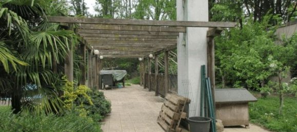 Casa de 14 divisões em Monza, Italy N.º 5353 30