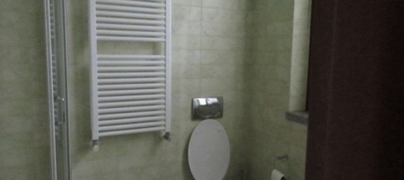 Casa de 14 divisões em Monza, Italy N.º 5353 18