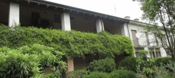 Casa de 14 divisões em Monza, Italy N.º 5353 44