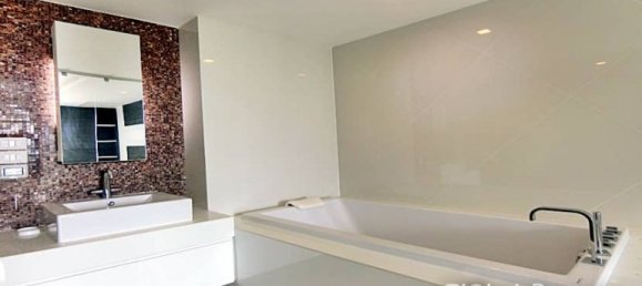 3 bedrooms Condo in Pattaya, Thailand No. 19765 9