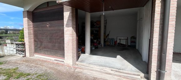 4غرفة شقة في Boretto, Italy رقم 101780 20