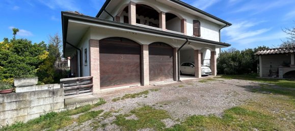 4غرفة شقة في Boretto, Italy رقم 101780 19