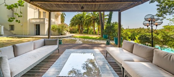 6 bedrooms Villa in Antibes, France No. 67 4