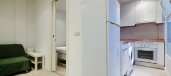 Apartamento de 1 dormitorio en Madrid, Spain No. 133438 5