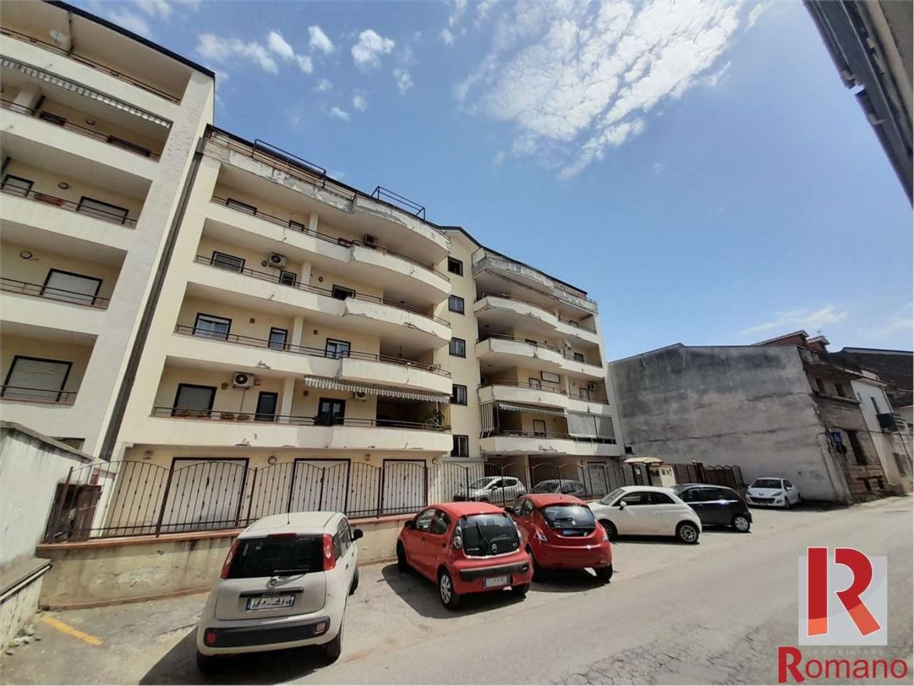 6 rooms Apartment in Santa Maria Capua Vetere, Italy No. 132438