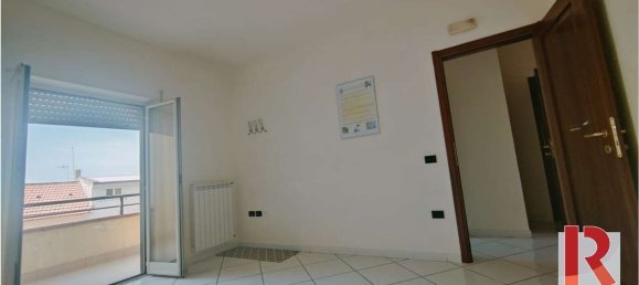 6 rooms Apartment in Santa Maria Capua Vetere, Italy No. 132438 23