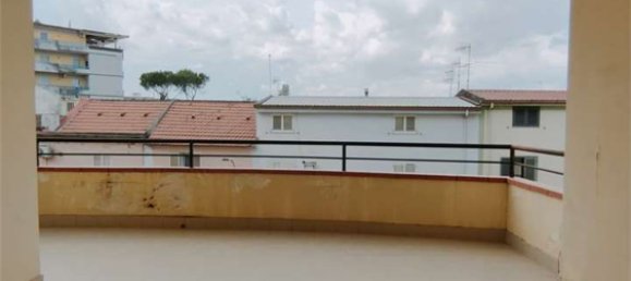 6 rooms Apartment in Santa Maria Capua Vetere, Italy No. 132438 12