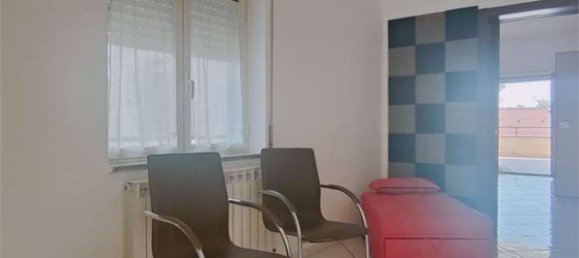 6 rooms Apartment in Santa Maria Capua Vetere, Italy No. 132438 16