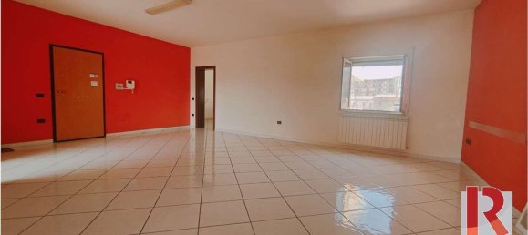 6 rooms Apartment in Santa Maria Capua Vetere, Italy No. 132438 10