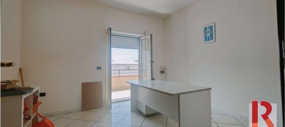 6 rooms Apartment in Santa Maria Capua Vetere, Italy No. 132438 17
