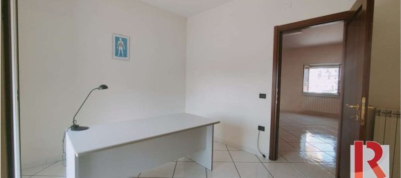 6 rooms Apartment in Santa Maria Capua Vetere, Italy No. 132438 18