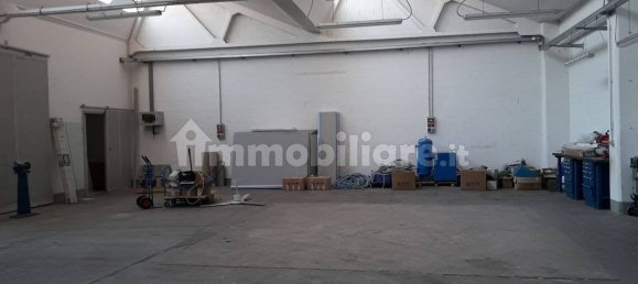 5-Zimmer Lagerhaus in Cassina Rizzardi, Italy, Nr. 71794 32