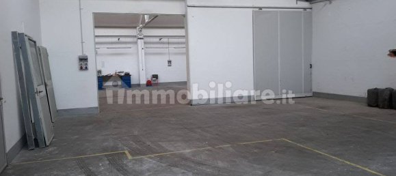 5-Zimmer Lagerhaus in Cassina Rizzardi, Italy, Nr. 71794 25