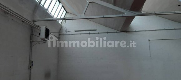 5-Zimmer Lagerhaus in Cassina Rizzardi, Italy, Nr. 71794 4