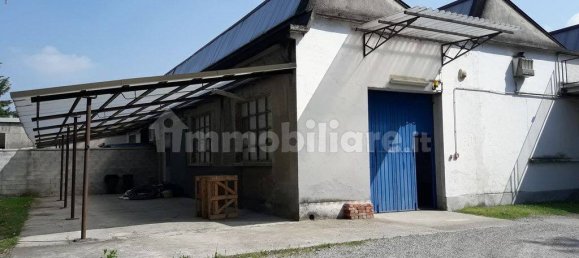 5-Zimmer Lagerhaus in Cassina Rizzardi, Italy, Nr. 71794 35