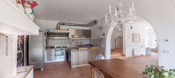 12 rooms Villa in Riparbella, Italy No. 193963 8