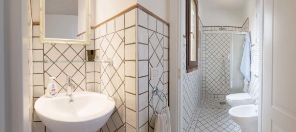 12 rooms Villa in Riparbella, Italy No. 193963 18