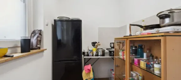 Studio in Solingen, Germany No. 6351 6