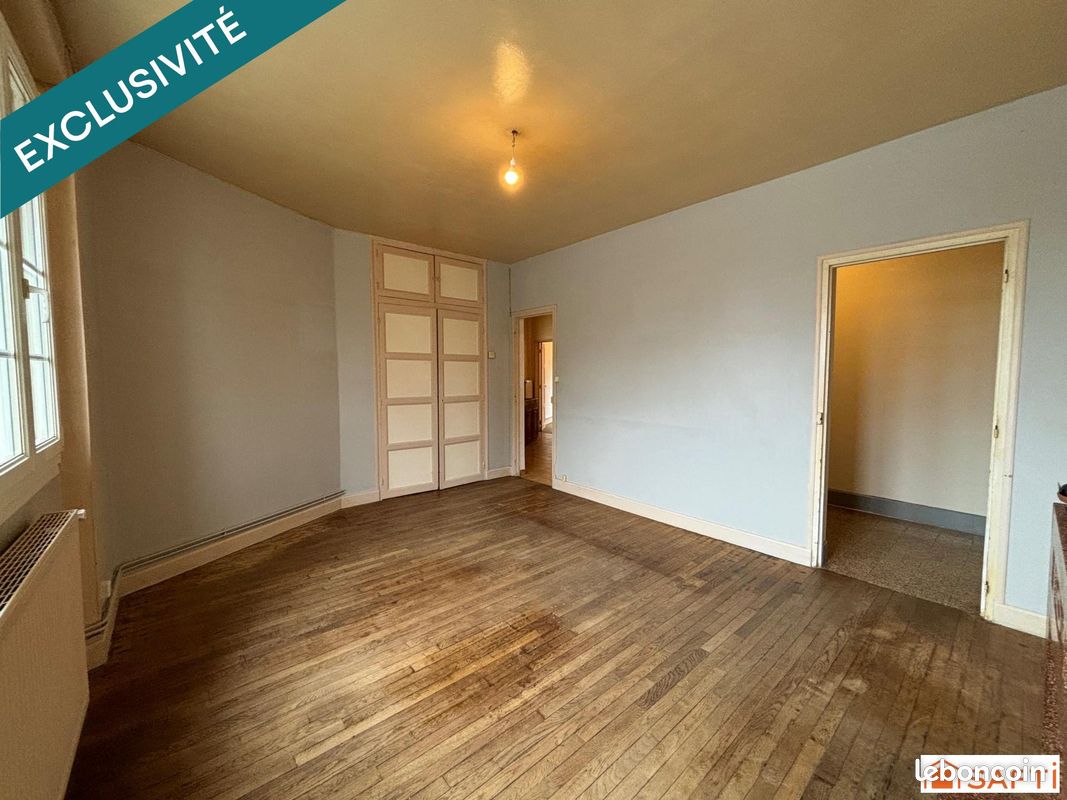 2 bedrooms Apartment in Epernay, France No. 39246