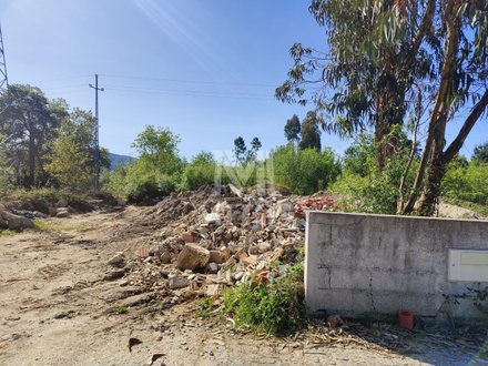 731m² Land in Viana do Castelo, Portugal No. 80099