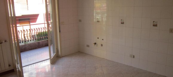 Apartamento de 4 habitaciónes en Mascalucia, Italy No. 48724 4