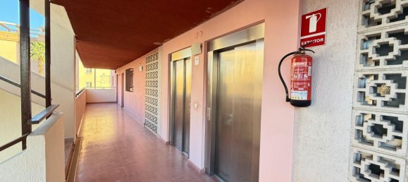 Apartamento de 3 dormitorios en Cabo De Las Huertas, Spain No. 121888 27