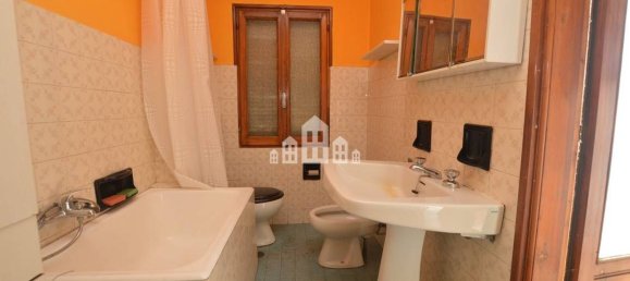 3-salle Maison à Cuorgnè, Italy No. 114629 15