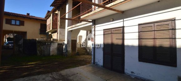 3-salle Maison à Cuorgnè, Italy No. 114629 6