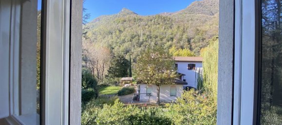 3 rooms Apartment in Ponte Lambro, Italy No. 66182 12