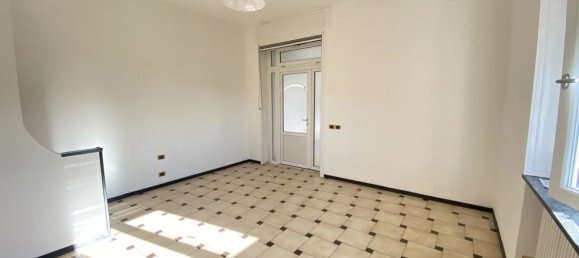 3 rooms Apartment in Ponte Lambro, Italy No. 66182 20