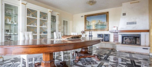 3 bedrooms Villa in Pordenone, Italy No. 280825 15