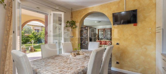 3 bedrooms Villa in Pordenone, Italy No. 280825 12