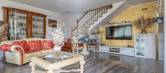 3 bedrooms Villa in Pordenone, Italy No. 280825 7