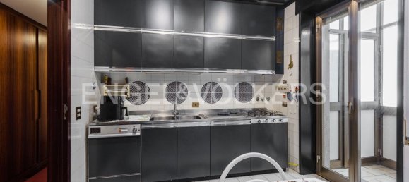 3 bedrooms Apartment in Catania, Italy No. 132735 10