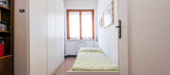 3 bedrooms Apartment in Genoa, Italy No. 266632 15