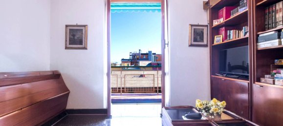 3 bedrooms Apartment in Genoa, Italy No. 266632 22