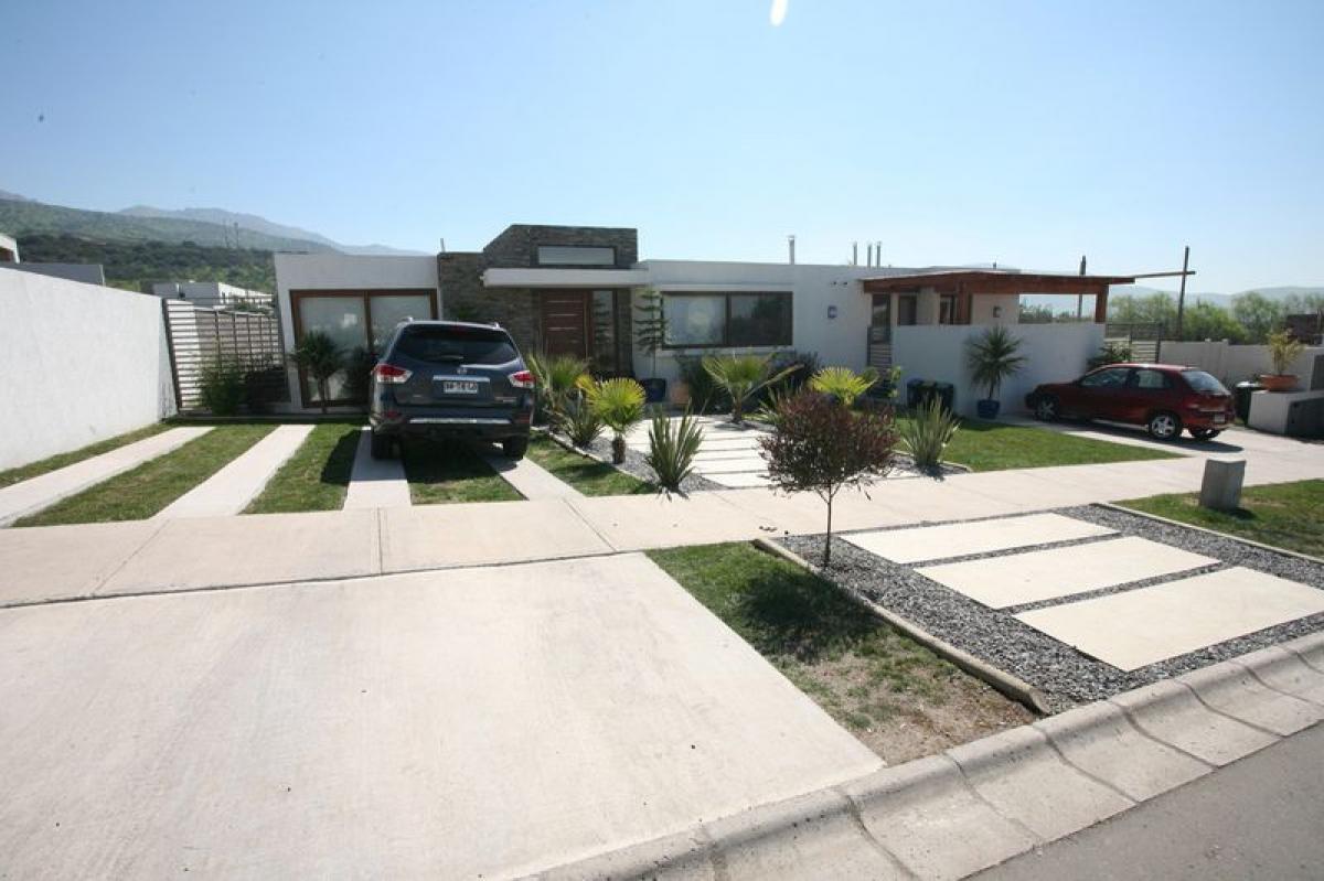 3 bedrooms House in Chacabuco, Chile No. 5117