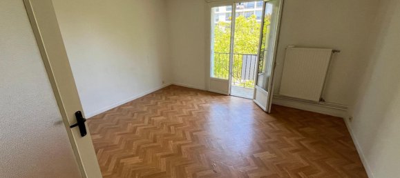 2 chambres Appartement à Tours, France No. 258729 2