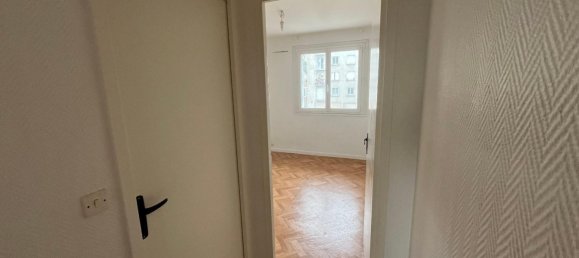 2 chambres Appartement à Tours, France No. 258729 7