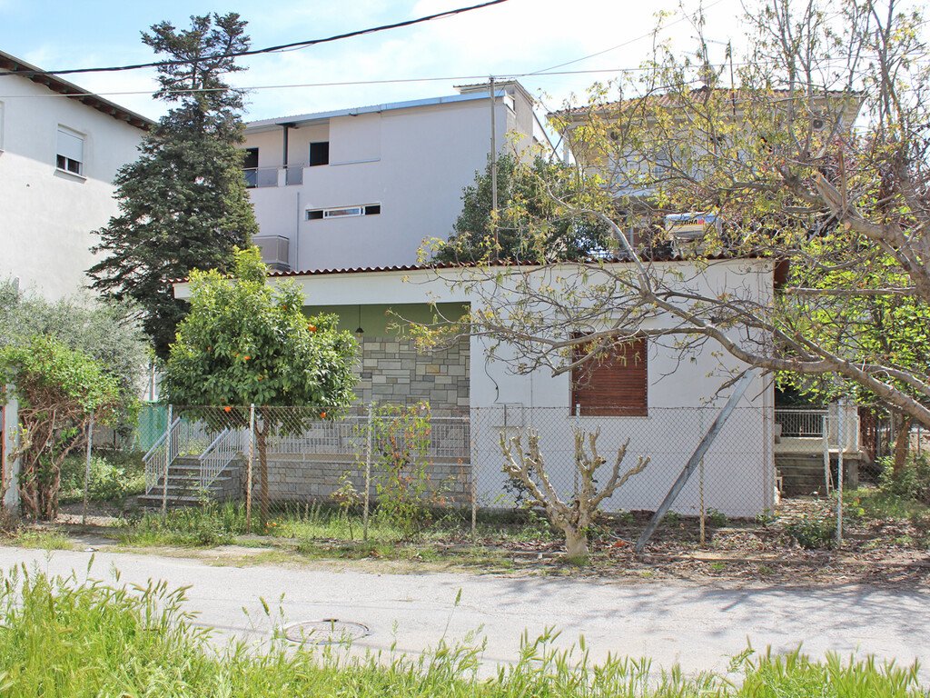 Propiedad comercial de 3 dormitorios en Pieria, Greece No. 2315