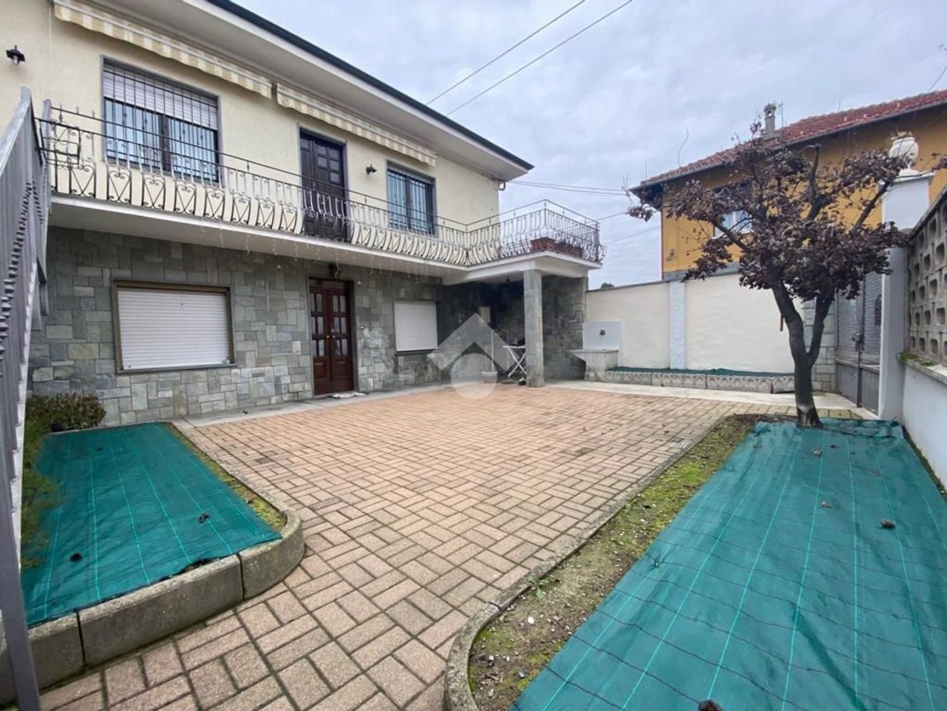 5 bedrooms Apartment in Carmagnola, Italy No. 326858