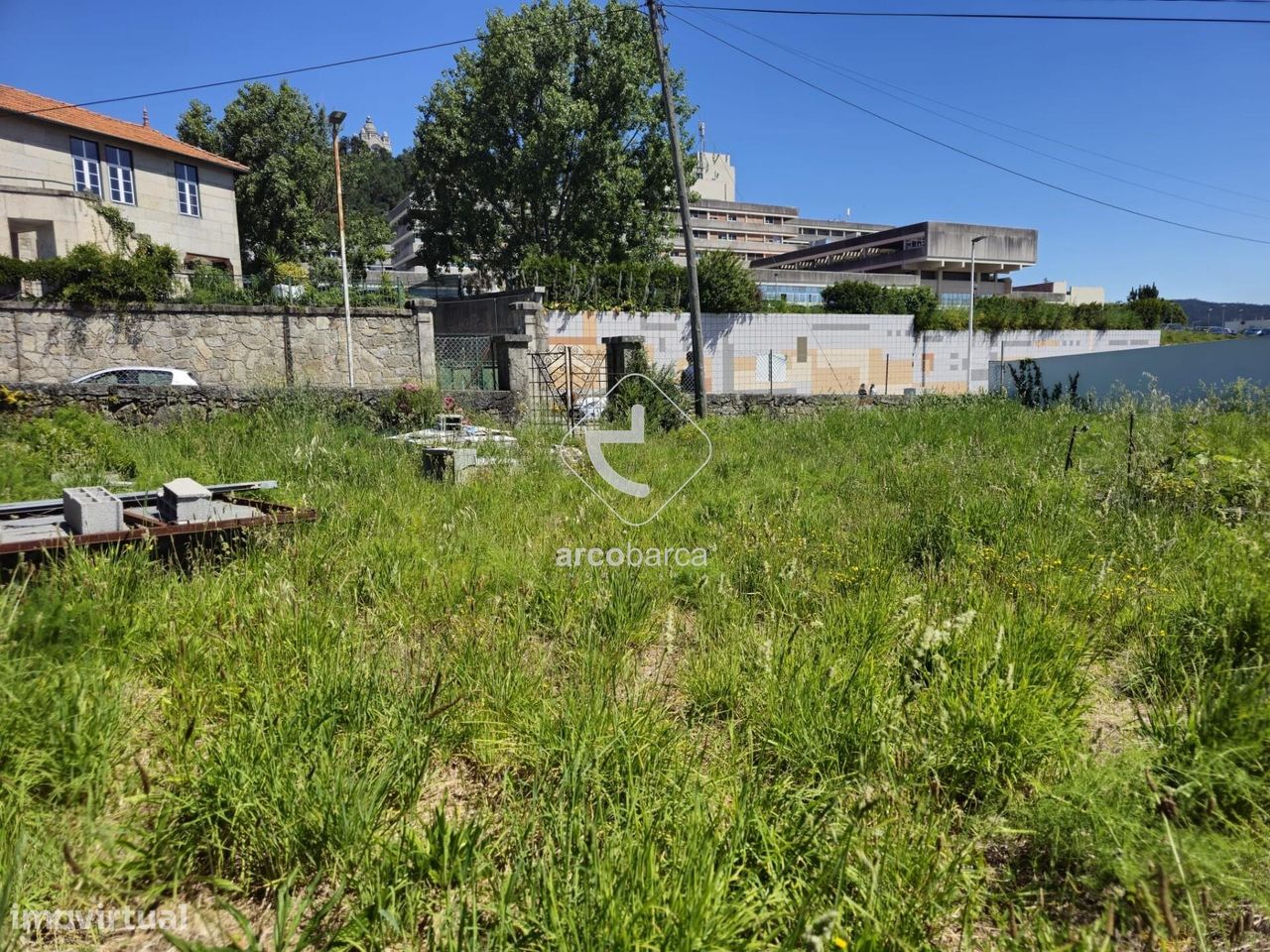 310m² Land in Viana do Castelo, Portugal No. 211899