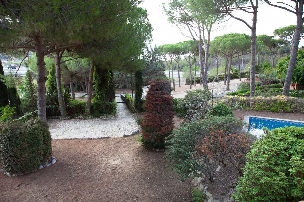 6 bedrooms House in Sant Vicenc De Montalt, Spain No. 77610