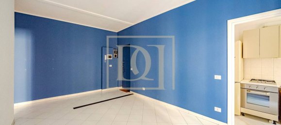 1 bedroom Apartment in Milan, Italy No. 331591 8