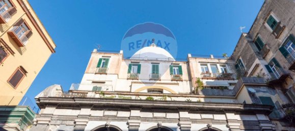 4 bedrooms Apartment in Naples, Italy No. 113173 34