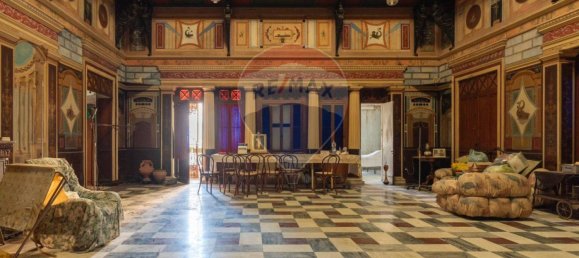 4 bedrooms Apartment in Naples, Italy No. 113173 5