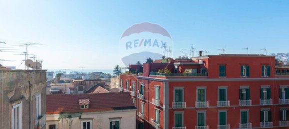 4 bedrooms Apartment in Naples, Italy No. 113173 24