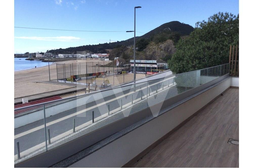 2 bedrooms Apartment in Sesimbra, Portugal No. 76654