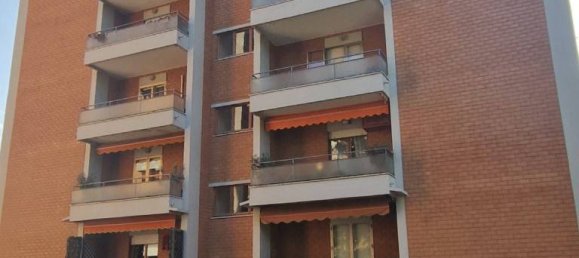 3 bedrooms Apartment in Perugia, Italy No. 353558 2