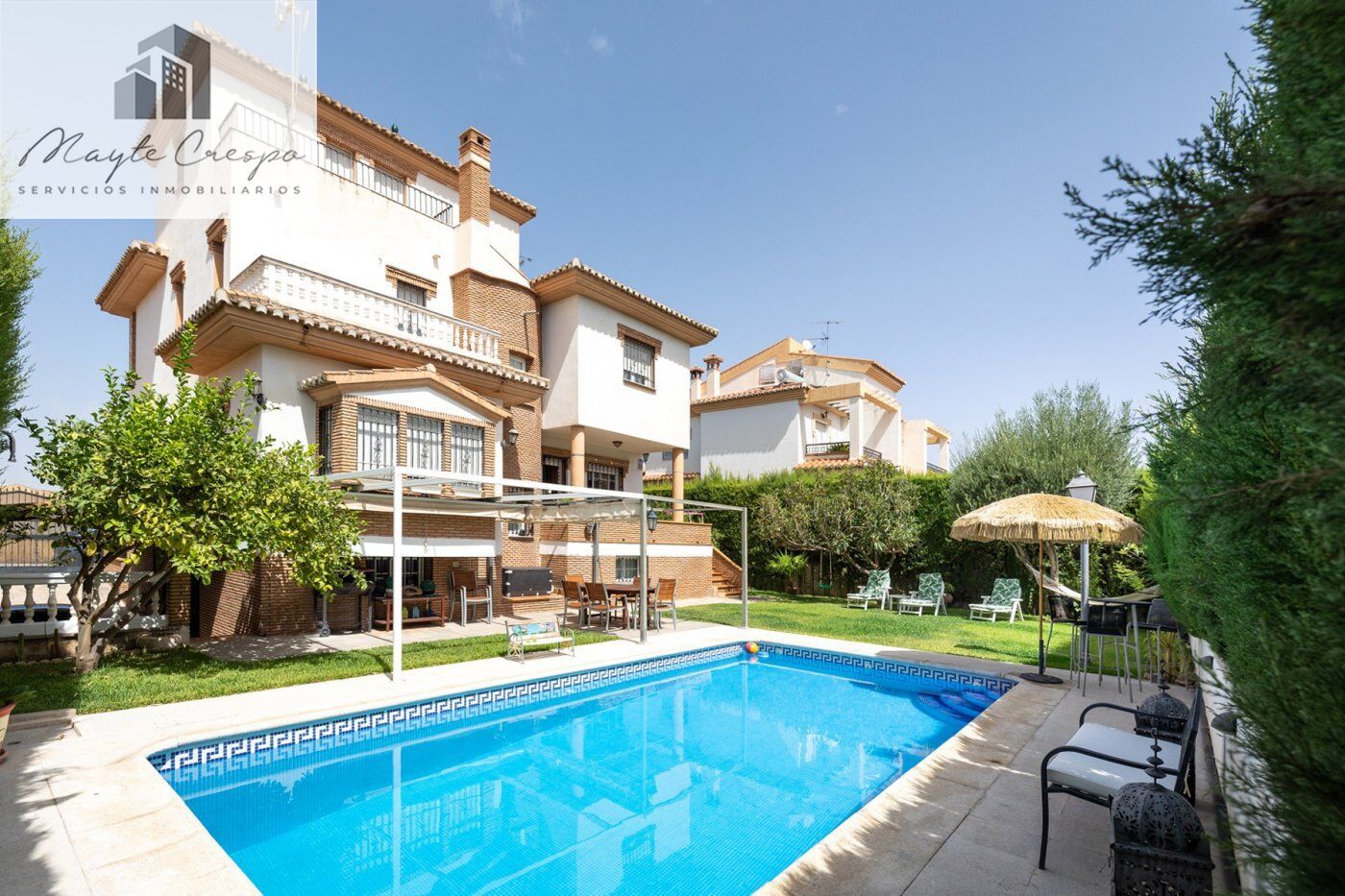 7 bedrooms House in Granada, Spain No. 210255